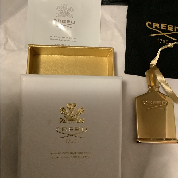 Creed Ornament - Picture 2 of 14